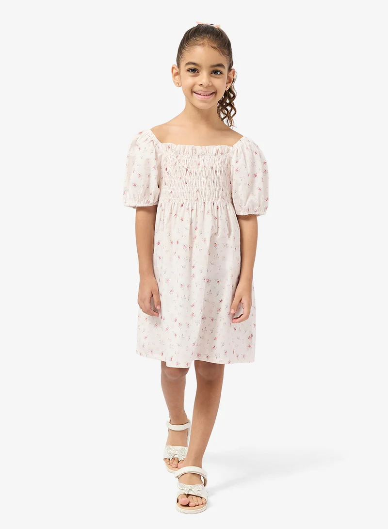 بنياتا فستان مزهر